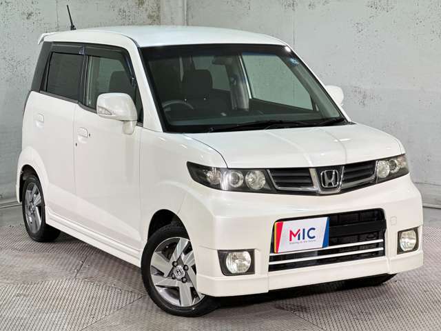 2011 Honda Zest – thumbnail 2