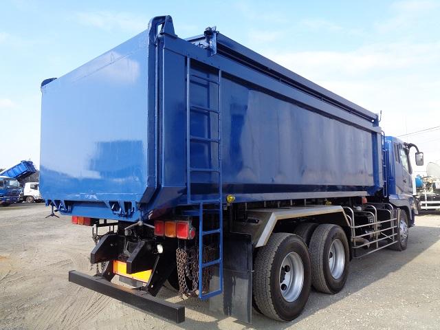 2004 Mitsubishi Fuso Super Great – thumbnail 4