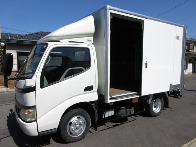 2004 Toyota Dyna – thumbnail 2