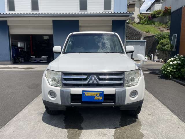 2007 Mitsubishi Pajero – thumbnail 2