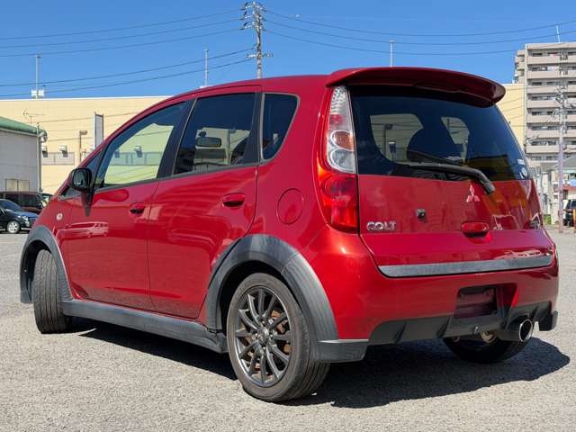 2011 Mitsubishi Colt – thumbnail 4