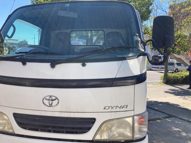 2002 Toyota Dyna – thumbnail 3