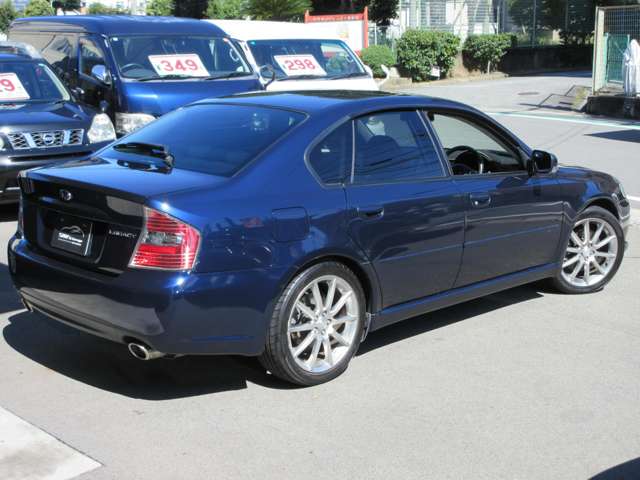 2005 Subaru Legacy B4 – thumbnail 2