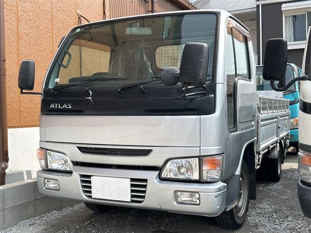 2003 Nissan Atlas