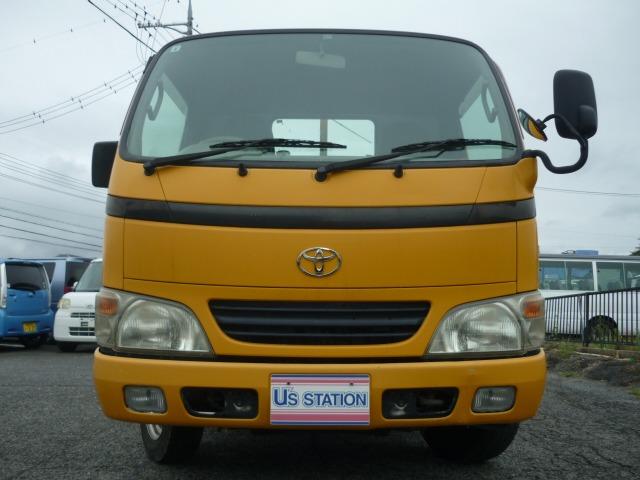 2004 Toyota Dyna – thumbnail 3