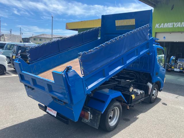 2003 Toyota Dyna