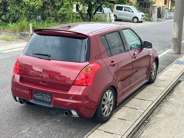 2005 Suzuki Swift – thumbnail 3
