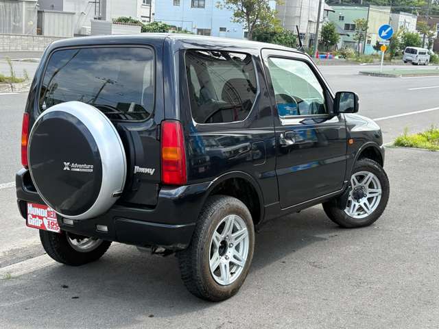 2011 Suzuki Jimny – thumbnail 4