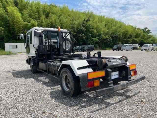 1999 Isuzu Forward – thumbnail 4