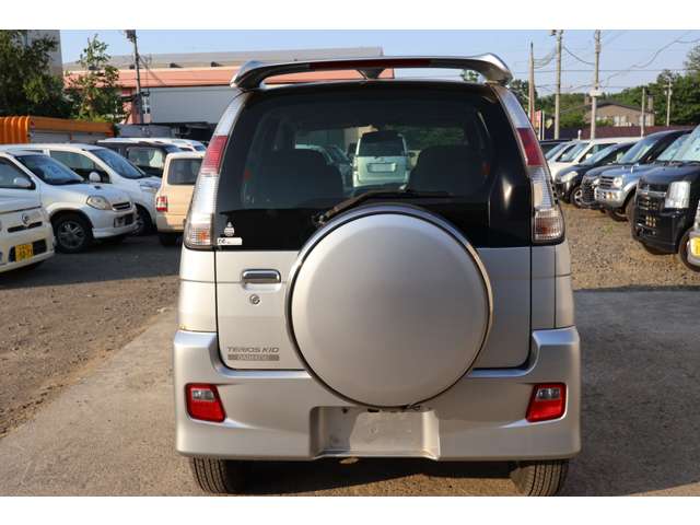 2011 Daihatsu Terios Kid – thumbnail 4