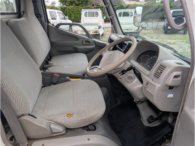 2003 Toyota ToyoAce – thumbnail 3