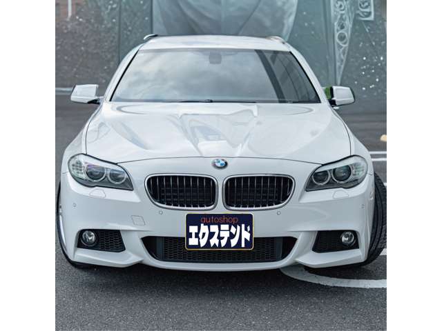 2011 BMW 5 Series Touring – thumbnail 2