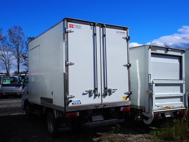 2009 Toyota Dyna – thumbnail 4