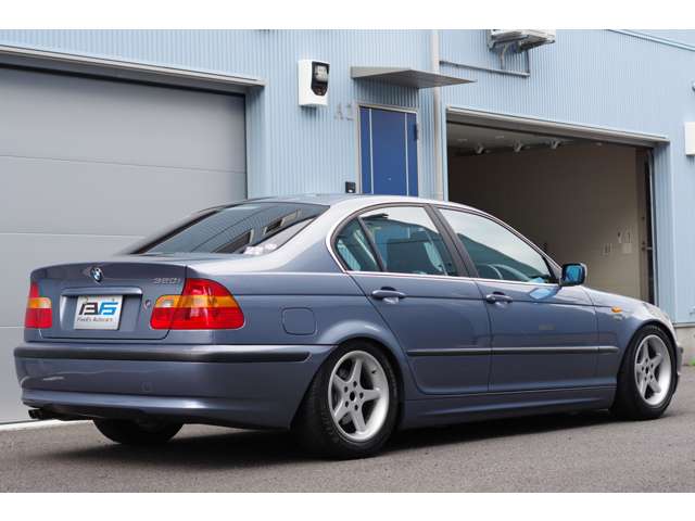 2003 BMW 3 Series – thumbnail 3
