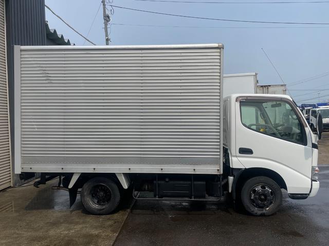 2003 Toyota Dyna – thumbnail 4