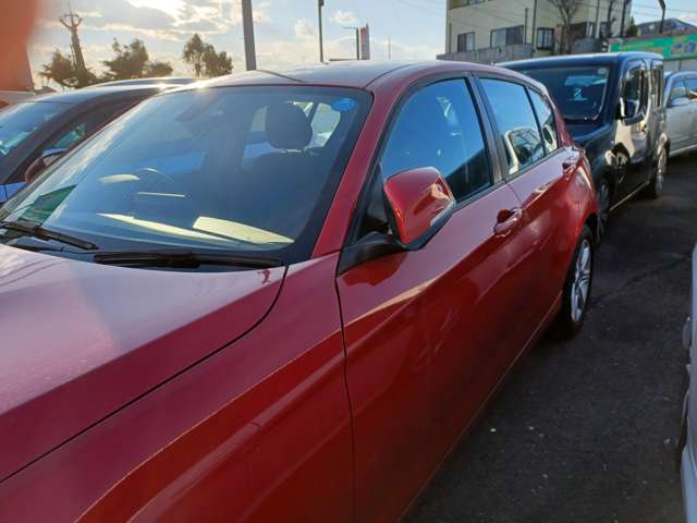2011 BMW 1 Series – thumbnail 4