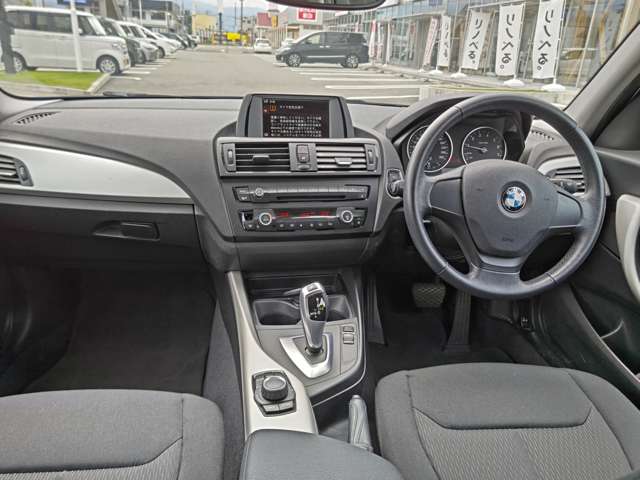 2011 BMW 1 Series – thumbnail 4