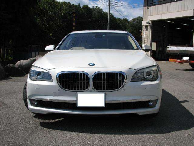 2009 BMW 7 Series – thumbnail 3