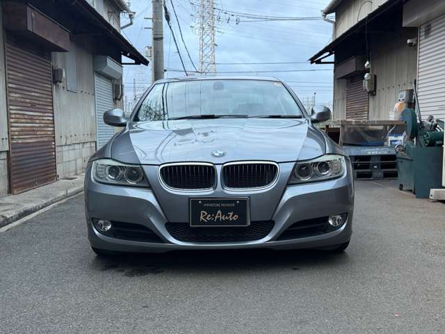 2011 BMW 3 Series – thumbnail 3
