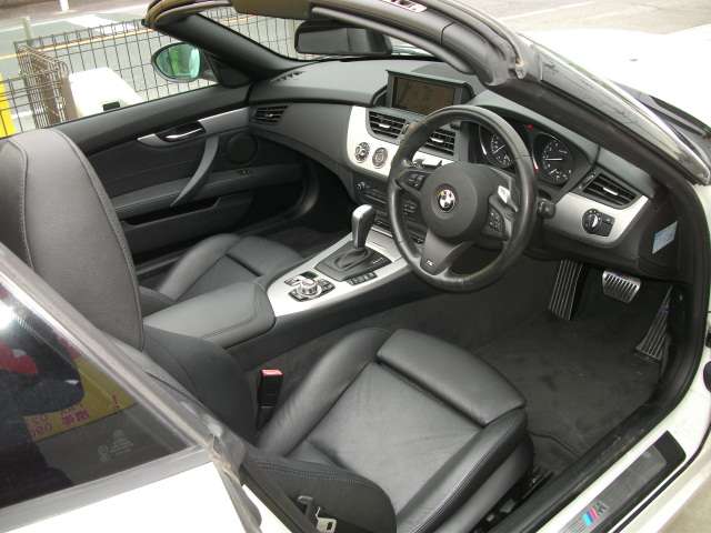 2010 BMW Z4 – thumbnail 2