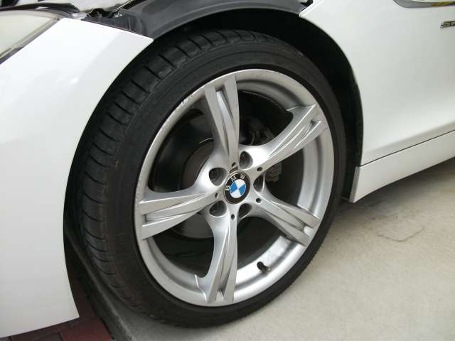 2010 BMW Z4 – thumbnail 3