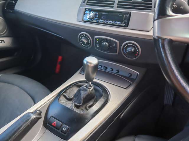 2005 BMW Z4 – thumbnail 3