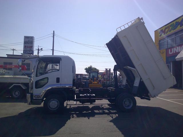 2009 Isuzu Forward – thumbnail 4