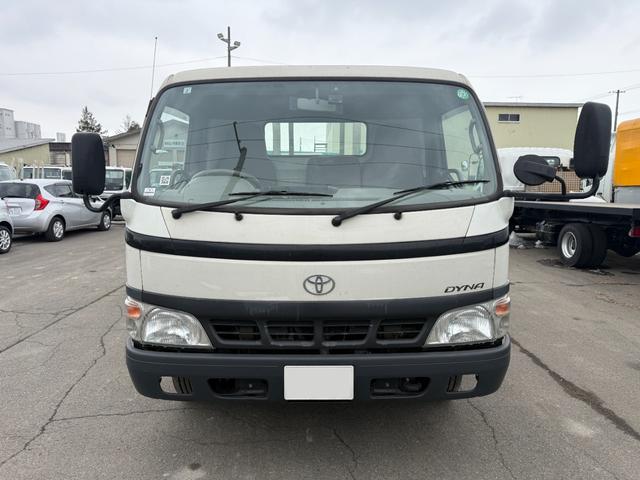 2006 Toyota Dyna – thumbnail 3