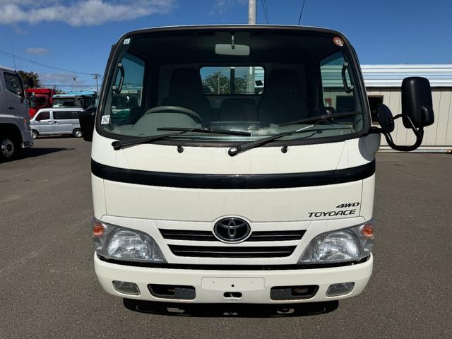 2011 Toyota ToyoAce – thumbnail 3