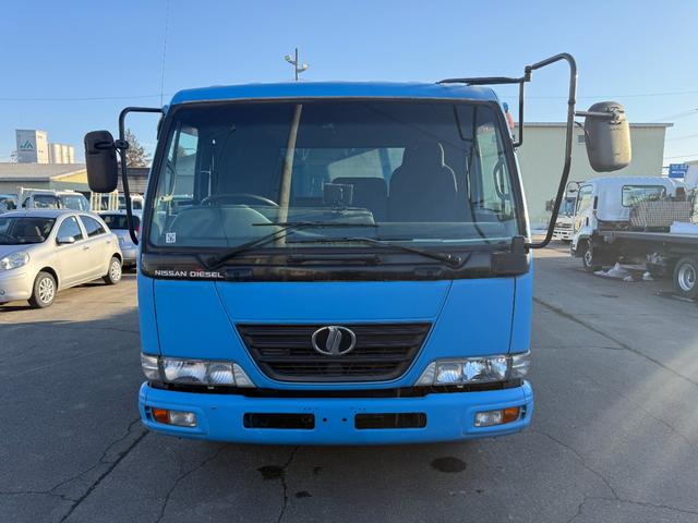 2006 UD Trucks Condor – thumbnail 3