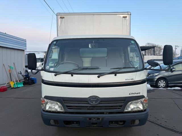 2008 Toyota Dyna – thumbnail 3