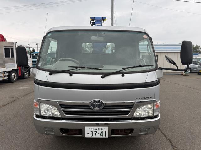 2011 Toyota ToyoAce – thumbnail 3