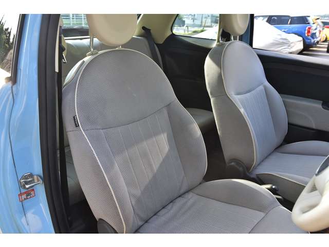 2011 Fiat 500 – thumbnail 4