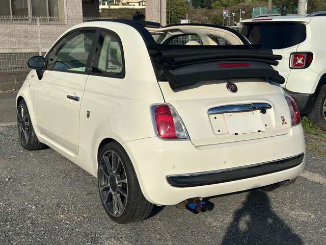2009 Fiat 500C – thumbnail 3