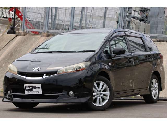 2009 Toyota Wish – thumbnail 2