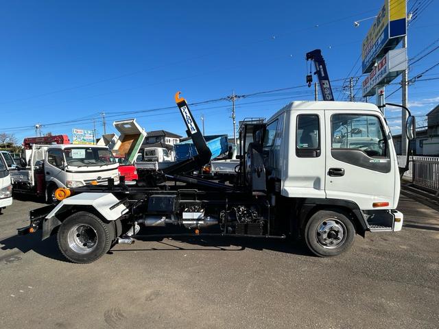 2005 Isuzu Forward – thumbnail 4