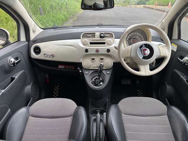 2011 Fiat 500C – thumbnail 2