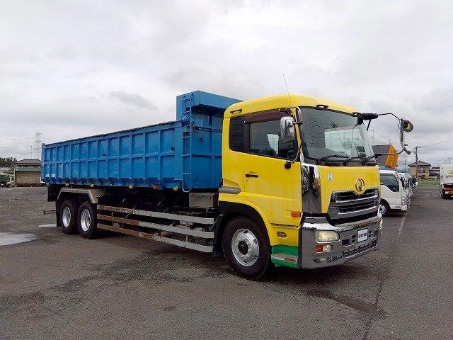 2009 UD Trucks Quon – thumbnail 2