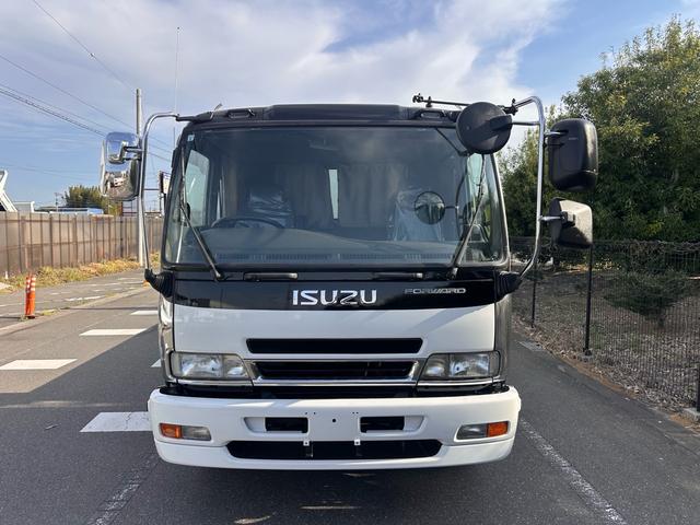 2006 Isuzu Forward – thumbnail 2
