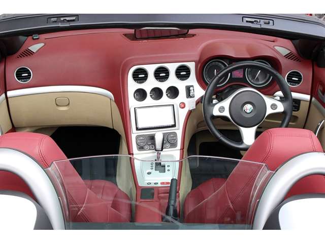 2007 Alfa Romeo Spider – thumbnail 3