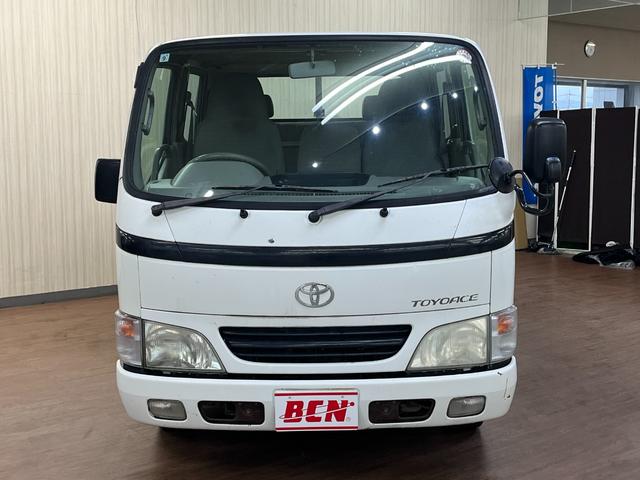 2002 Toyota ToyoAce – thumbnail 2