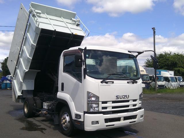 2011 Isuzu Forward – thumbnail 3