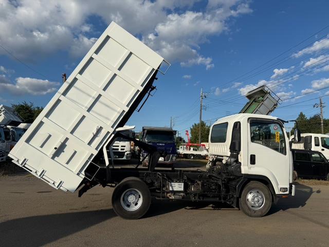 2009 Isuzu Forward – thumbnail 4