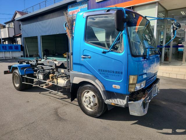 2004 Mitsubishi Fuso Fighter – thumbnail 4