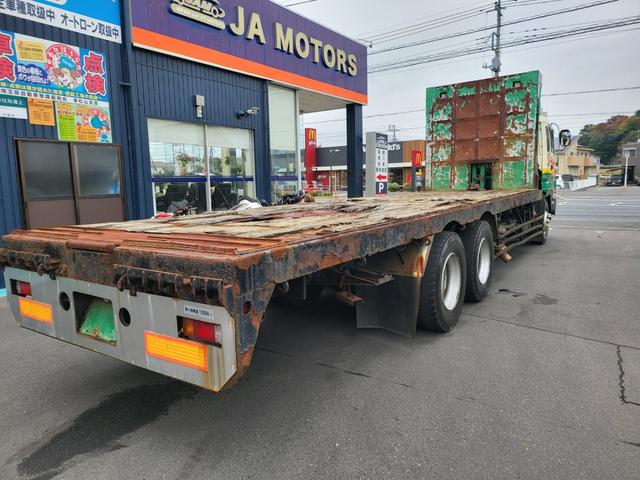 2001 Isuzu Giga – thumbnail 3
