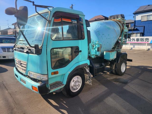 2002 UD Trucks Condor – thumbnail 3