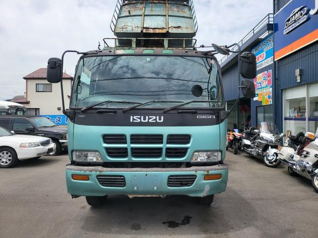 2001 Isuzu Giga – thumbnail 4