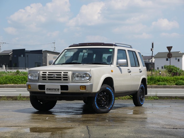 1995 Nissan Rasheen