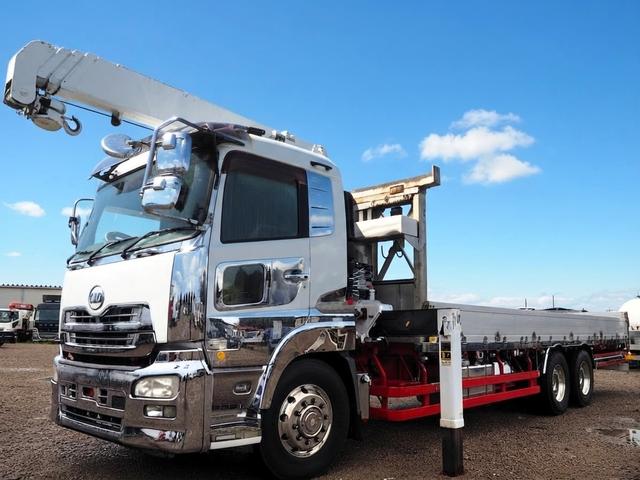 2011 UD Trucks Quon – thumbnail 2