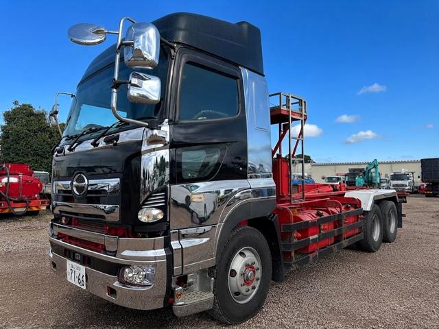 2009 Hino Profia